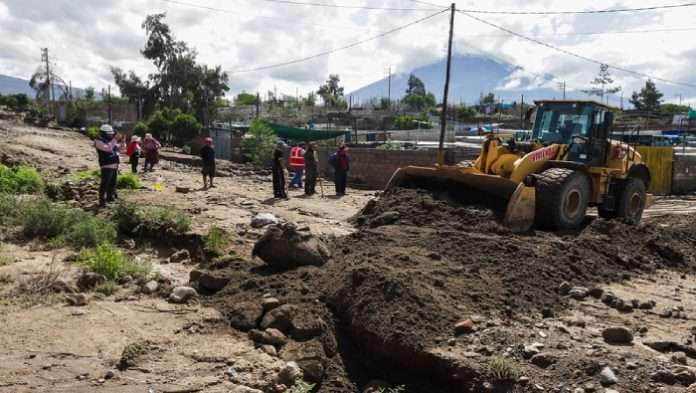 Declaran emergencia en varios distritos de 14 regiones peruanas por ...